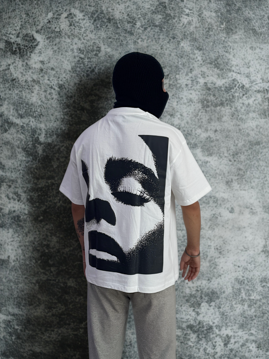 “Face of Silence” Oversized Tee – SAVVIX